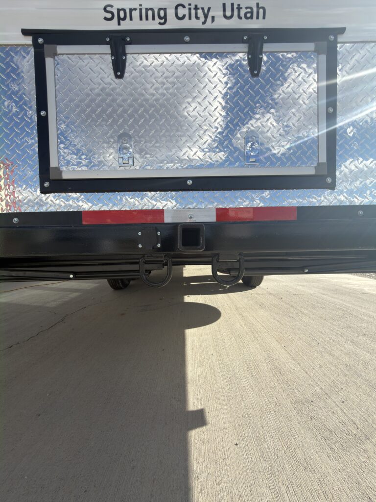 Image of the rear hitch receiver of Gail Camp #131.