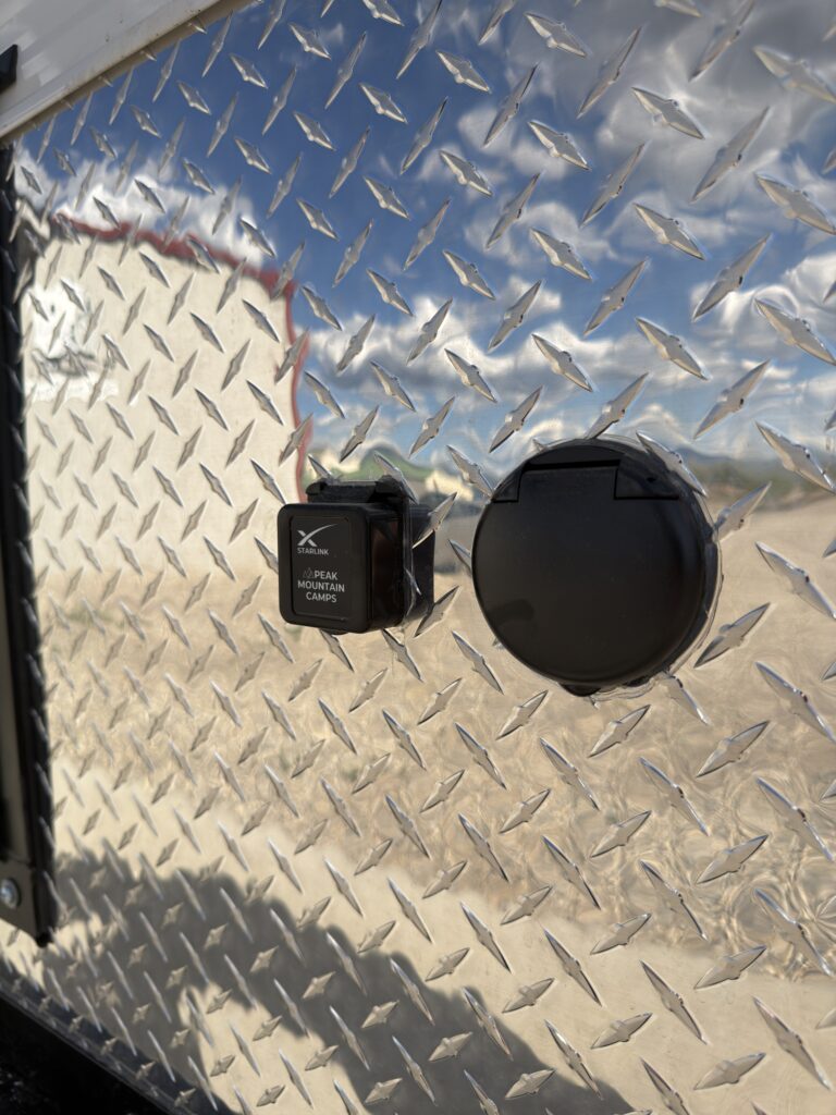 Image of the exterior connection ports of Gail Camp #131.
