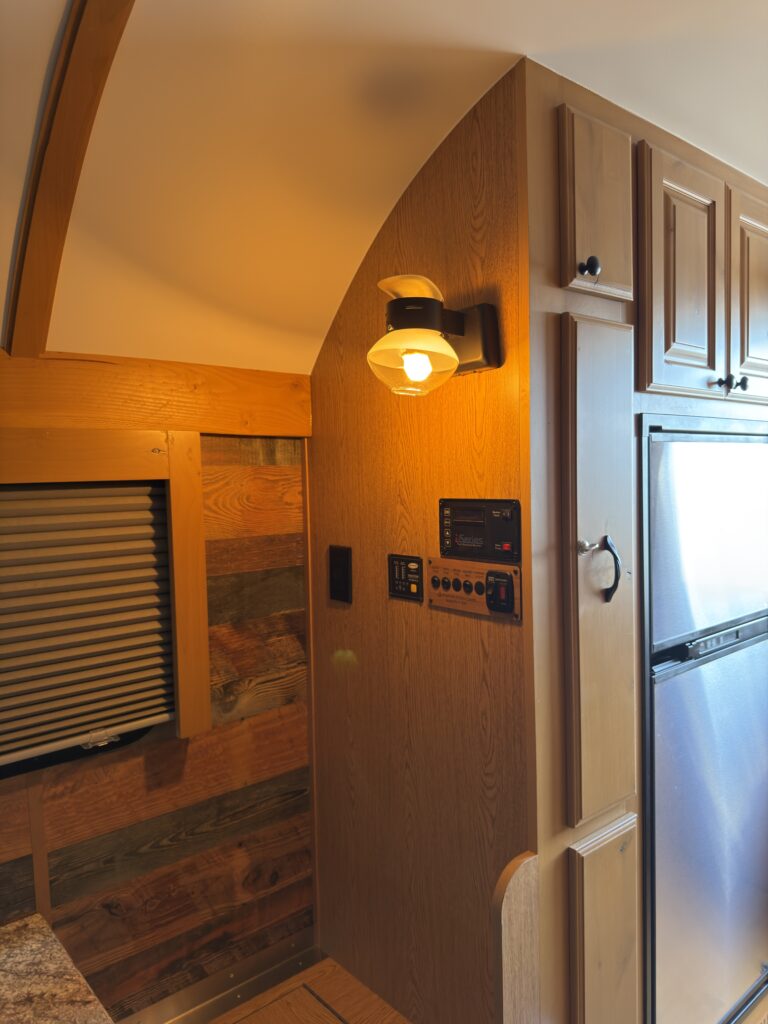 Image of the propane gas light and control panel of Gail Camp #131.