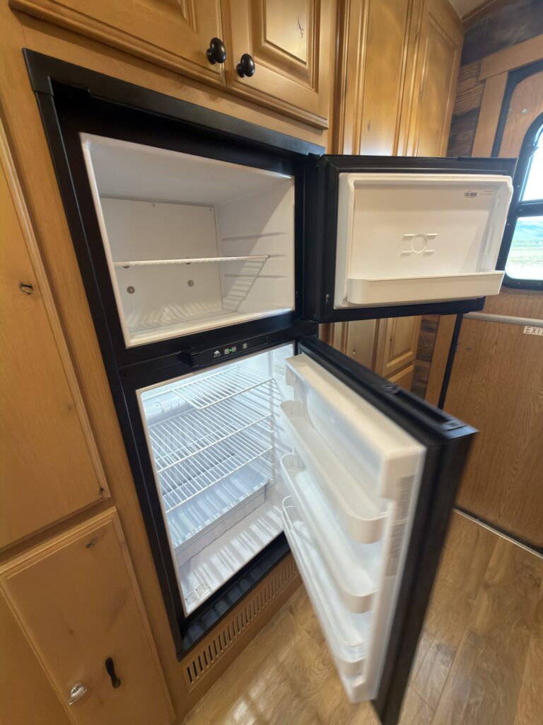 Alternate view of the refrigerator interior of Gail Camp #131.