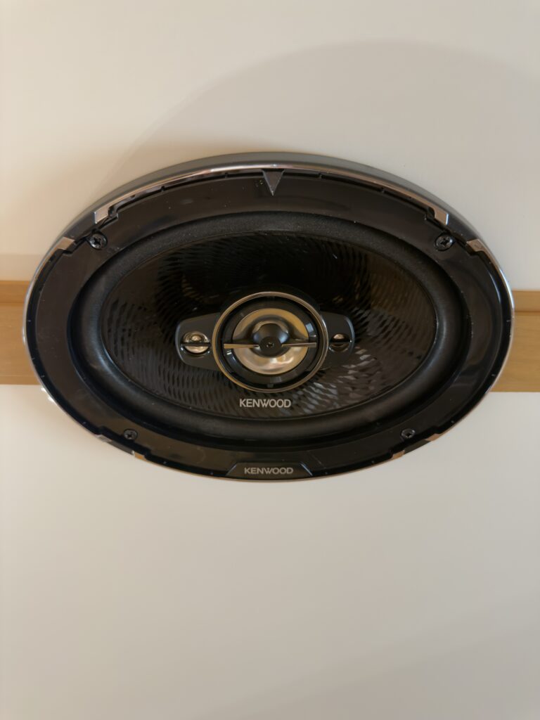 Image of the ceiling speaker of Gail Camp #131.