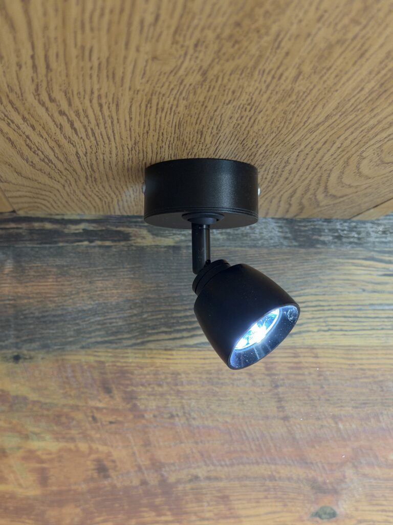 Image of the bedroom reading light close-up of Gail Camp #131.