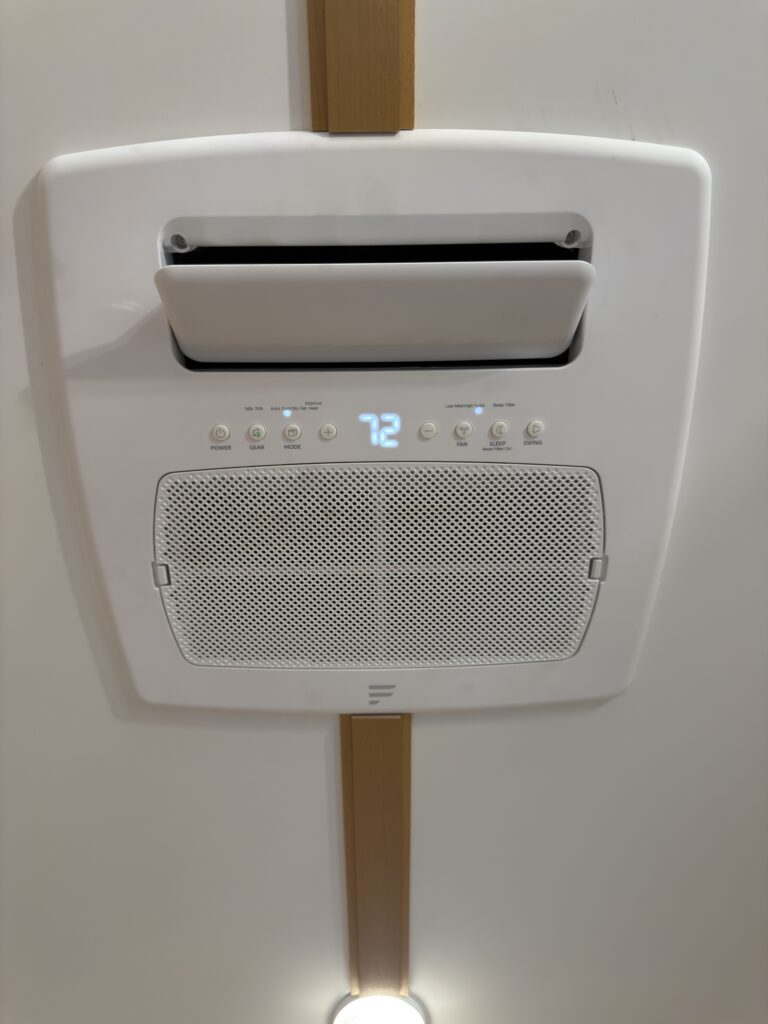 Image of the ceiling air conditioner of Gail Camp #131.