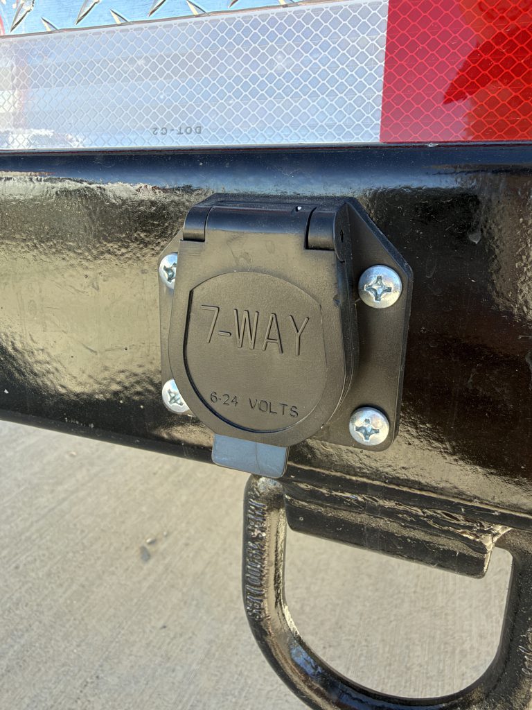 7-Way Trailer Plug in Nielsen Camp #133