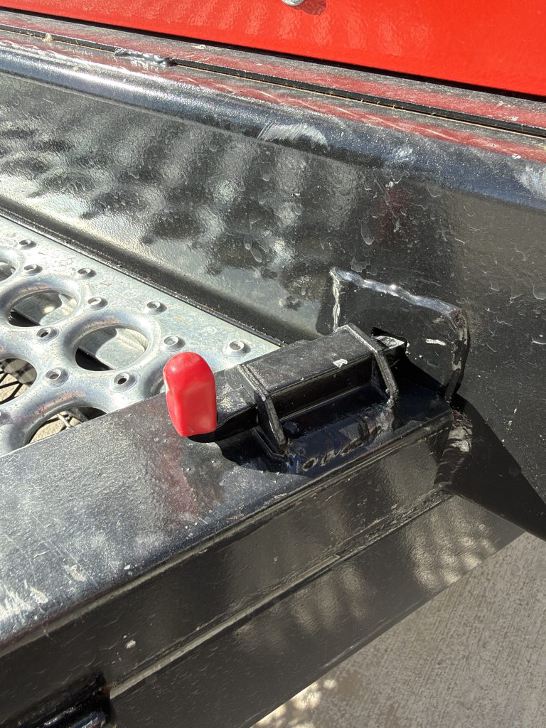 Tongue Storage Latch in Nielsen Camp #133