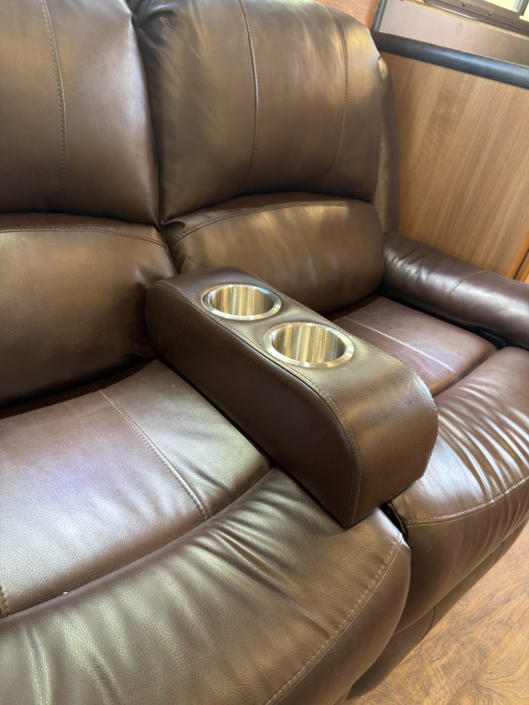 Recliner Console with Cup Holders in Nielsen Camp #133