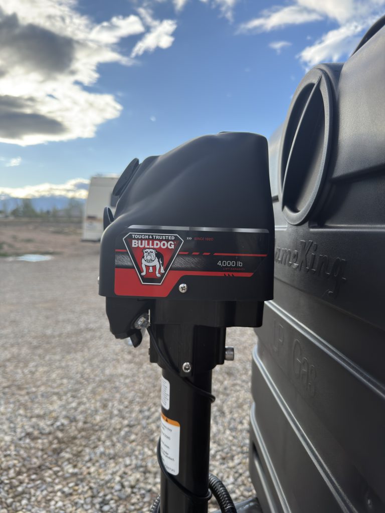 Van Niewkoop Camp #136: Close view of the Bulldog electric tongue jack housing and controls.